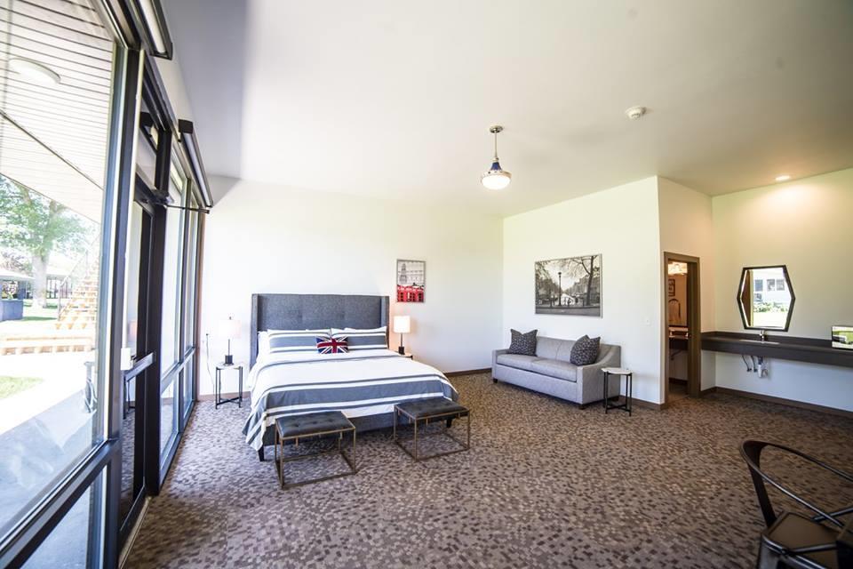 Okoboji Commons Hotel Luaran gambar