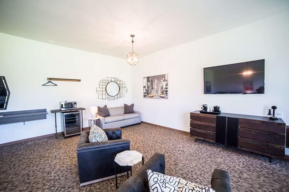 Okoboji Commons Hotel Luaran gambar