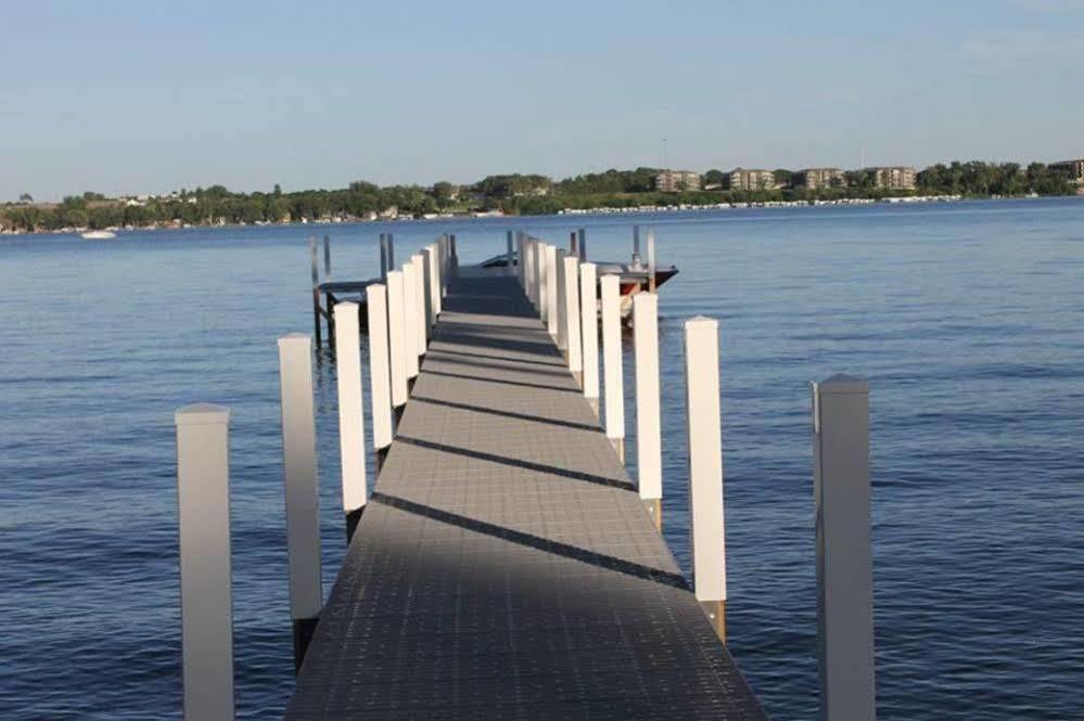 Okoboji Commons Hotel Luaran gambar